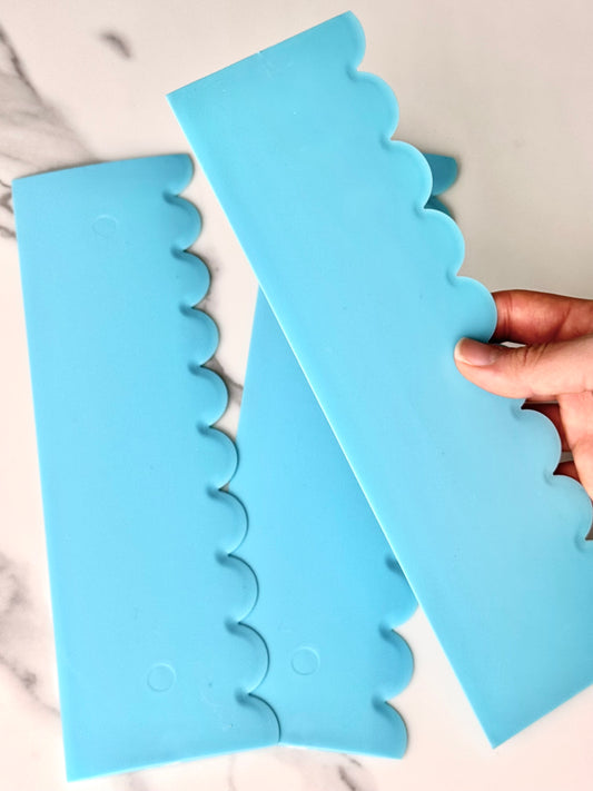 Scraper de Doble Función – Liso & Decorativo (Borde Ondulado)
